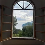 Casa Neval Lacco Ameno Apartmán *